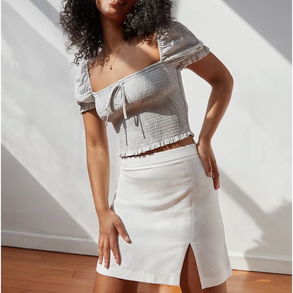 Aritzia Wilfred Smocked Blouse - Picture 3 of 11